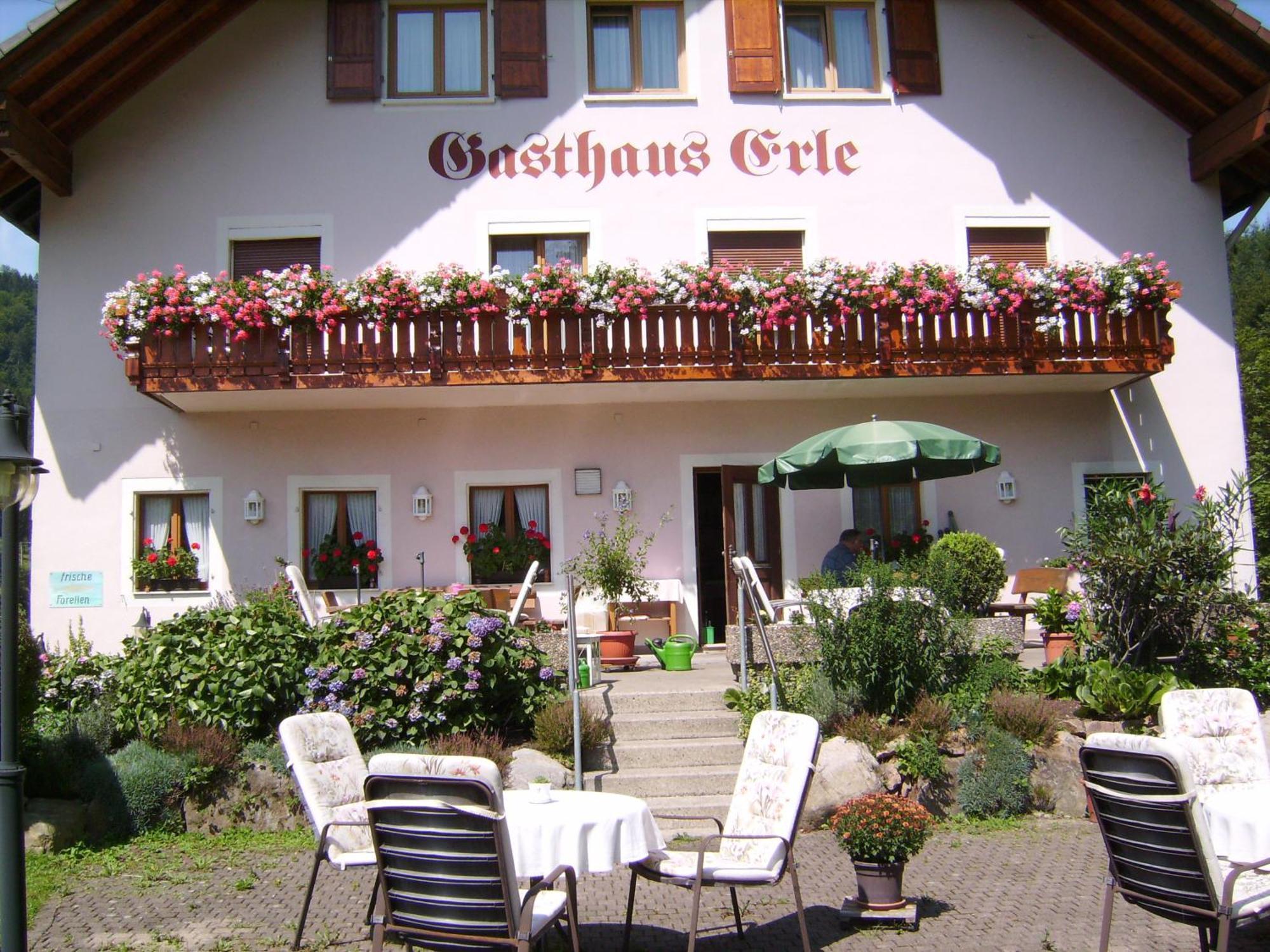 Gasthaus Zur Erle Симонсвалд Екстериор снимка