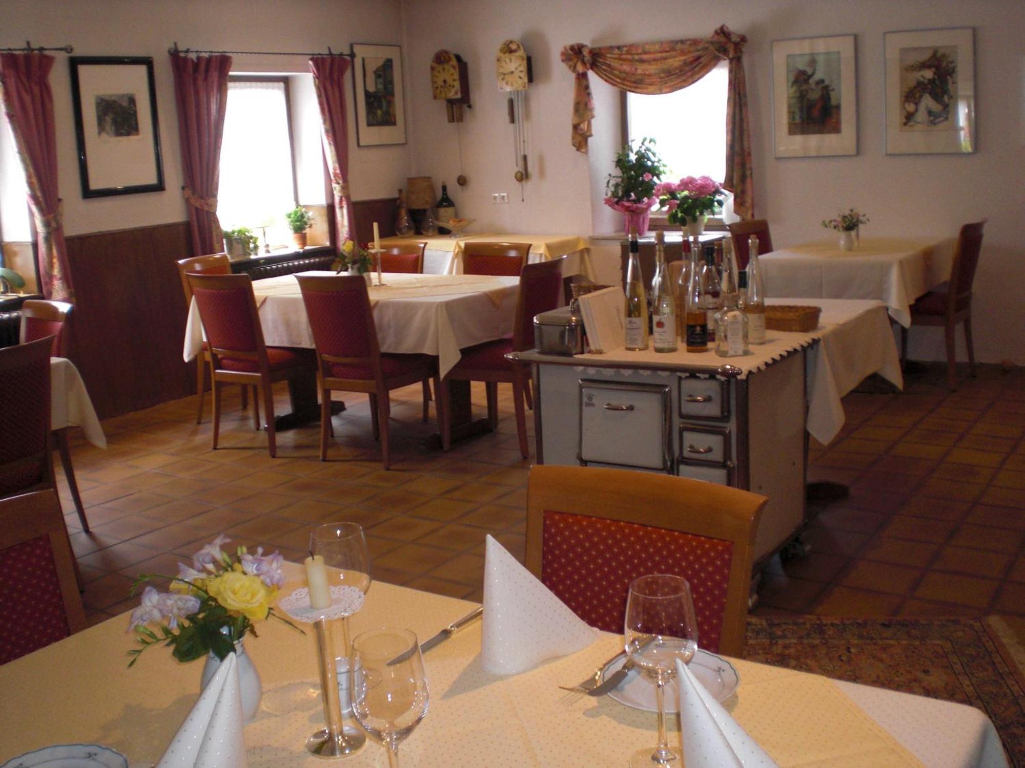Gasthaus Zur Erle Симонсвалд Екстериор снимка